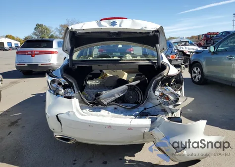 2010 Suzuki Kizashi S z USA, uszkodzony, nr VIN JS2RF9A15A6100200